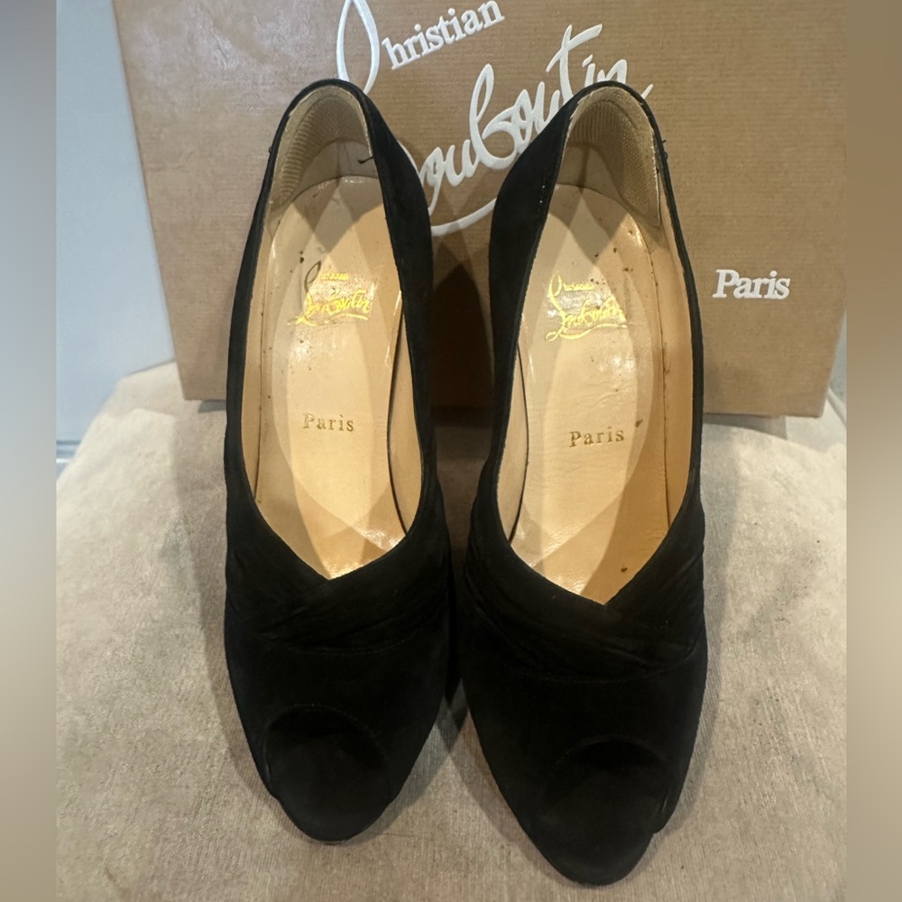 Christian Louboutin heels - Picture 3 of 12